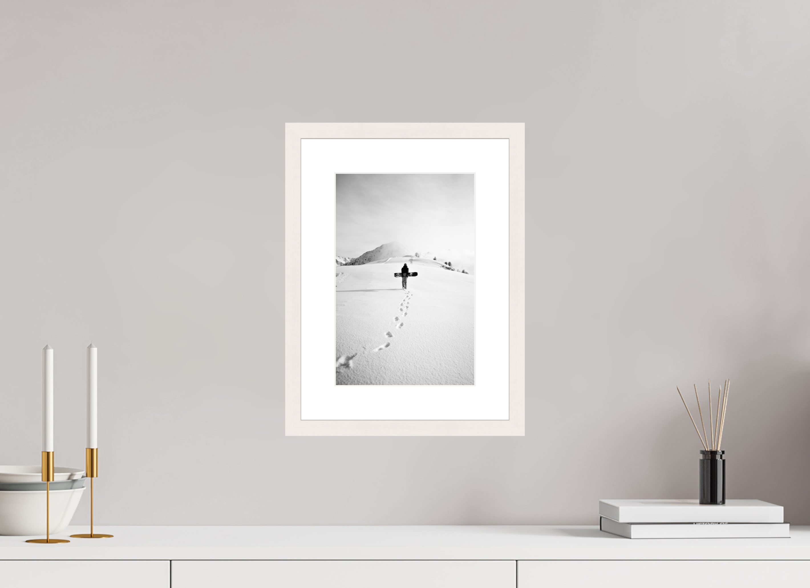 20 x 30 cm, Frame Hambourg 20mm Snowboarder Walking on Snow