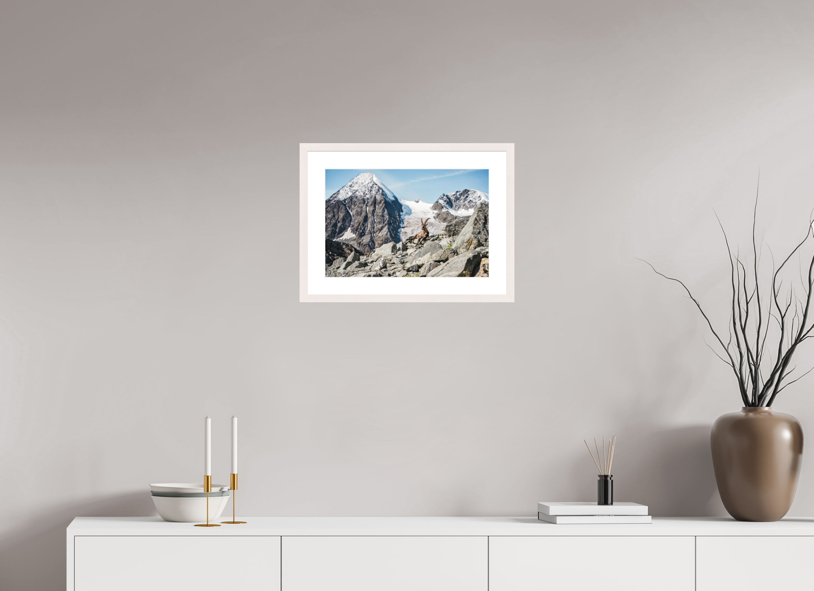 45 x 30 cm, Frame Hambourg 20mm Alpine Ibex in Verbier with Grand Combin Glacier – Fine Art Wildlife Photography Print